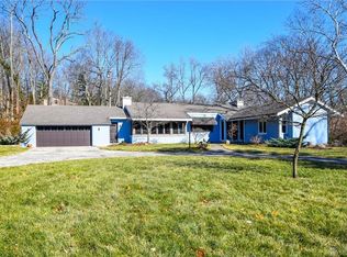 5570 Viewpoint Dr, Dayton, OH 45459