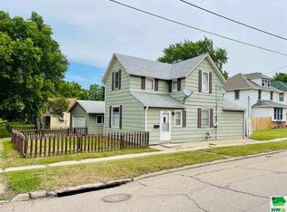3003 Dodge Ave, Sioux City, IA 51106