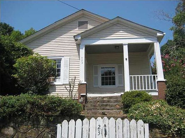 1st image of 823 Liberty St #0