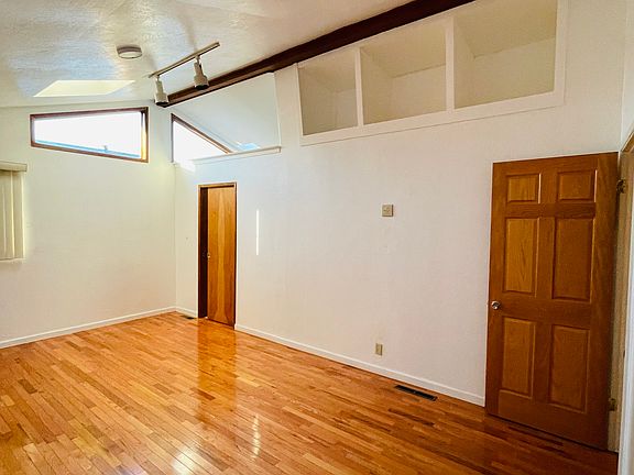 4th image of 4753 Cypress Ave