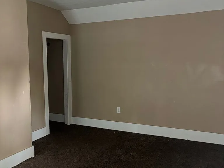 1703 Oakdale Ave — Photo 24