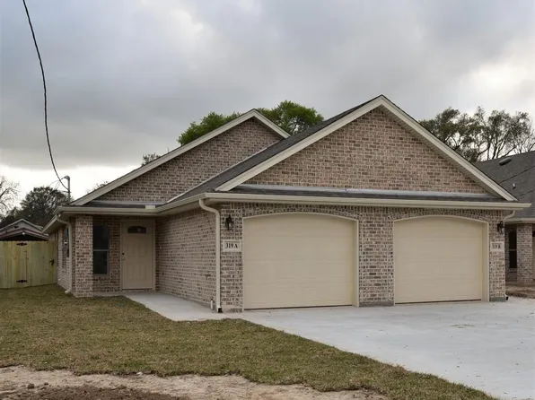 319 N 2nd 1/2 St #A, Nederland, TX 77627