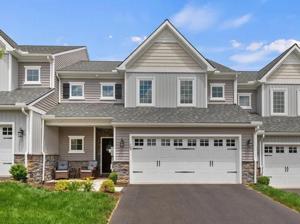 709 Radio Rd, Elizabethtown, PA 17022