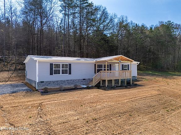 3rd image of 1593 Sweetwater Rd Lot 4