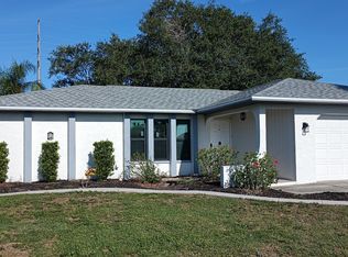 316 SE Santa Barbara Pl, Cape Coral, FL 33990