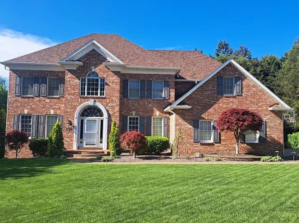 3703 Fairway Dr, Jefferson City, MO 65109