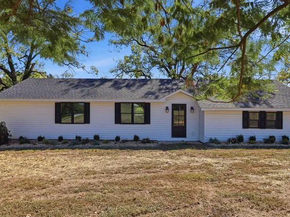 5874 County Road 6890, West Plains, MO 65775