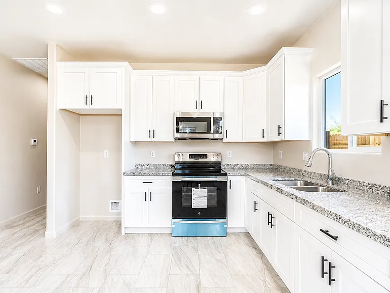 360 E Aircraft Rd #2 — Photo 8