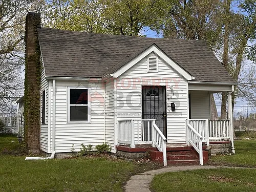 904 Idaho St Photo 1