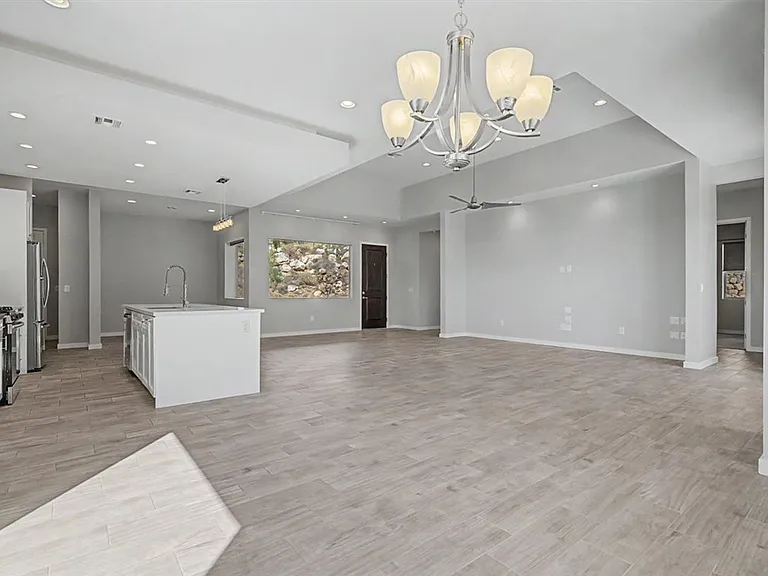 10053 N Alder Spring Dr — Photo 7