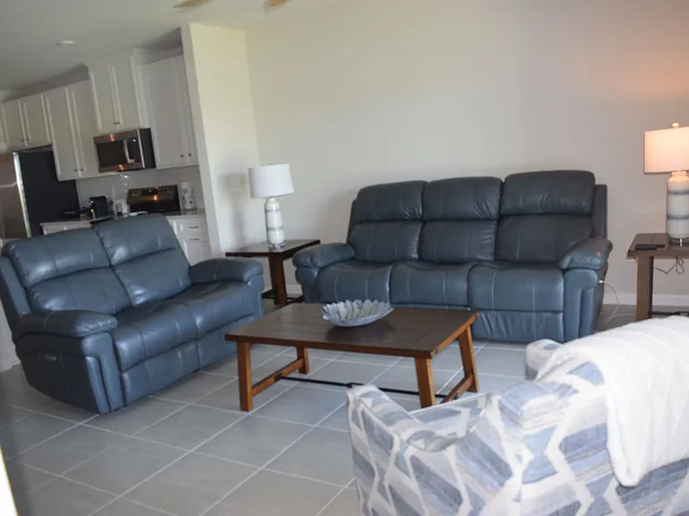 9670 SW Libertas Way — Photo 26