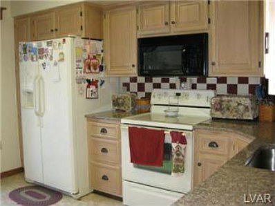 3rd image of 2731 Tamlynn Ln