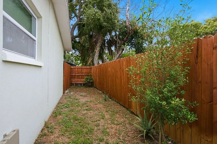 634 Dogwood Ct — Photo 24