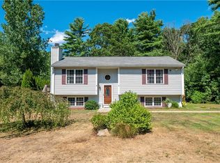 35 Bailey Pond Rd, West Greenwich, RI 02817