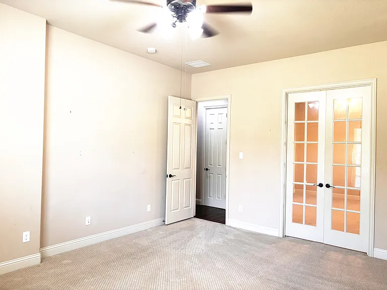 3030 McGregor Dr — Photo 15