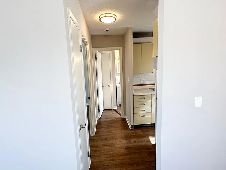 1425 Elbur Ave #24 — Photo 6