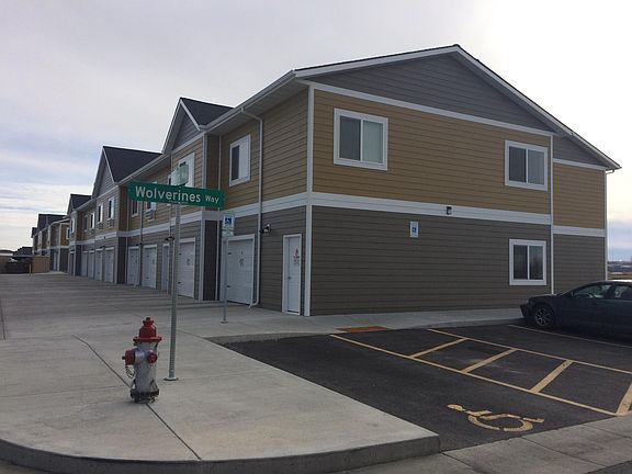 2nd image of 4520 Gators Way Unit 11