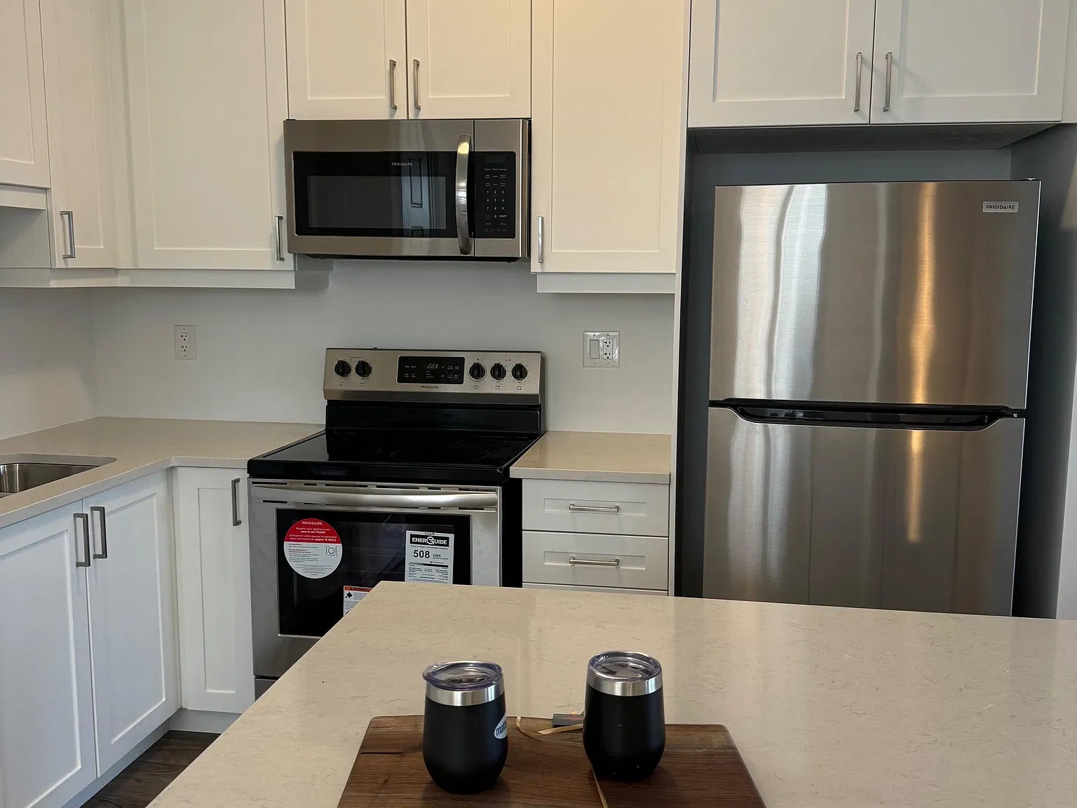 3 bed, $3,300 — Photo 2