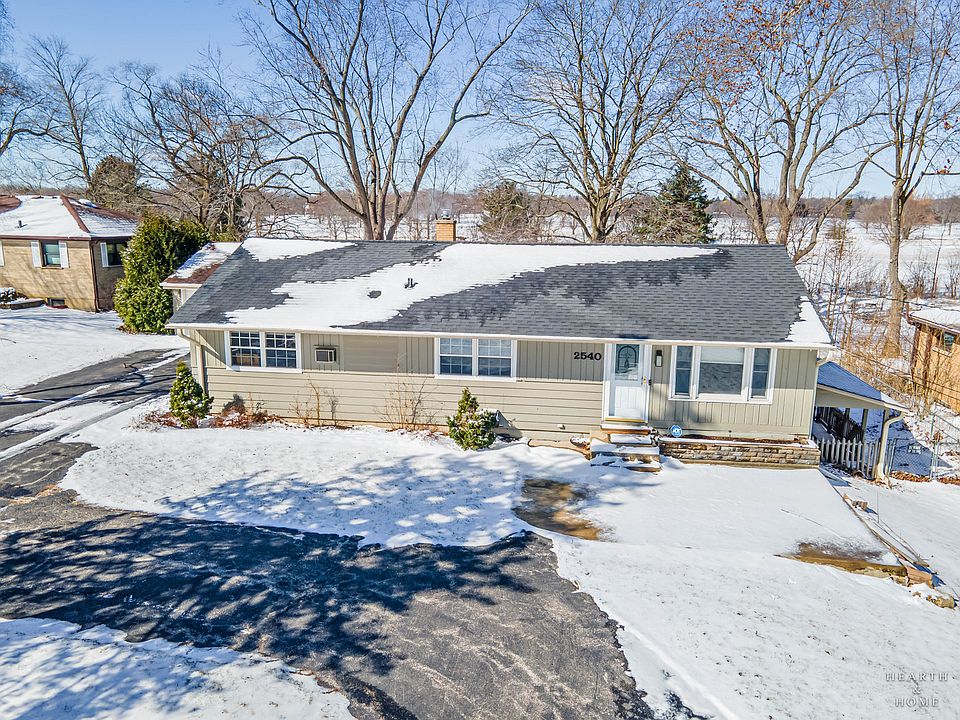 1st image of 2540 E Bonnie Brook Ln