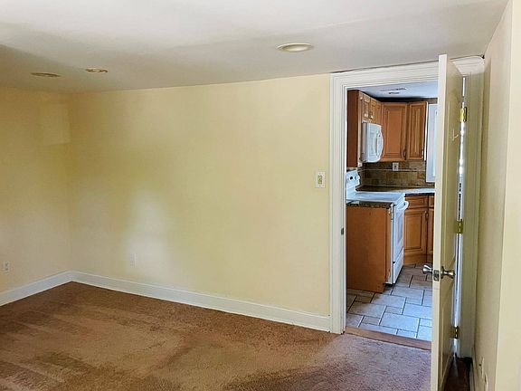 3rd image of 0 Willowshore Ave #2
