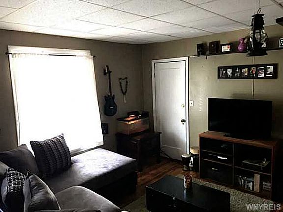 2nd image of 71 Fairfield Ave