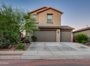 7877 S Wolf Creek Dr, Tucson, AZ 85757