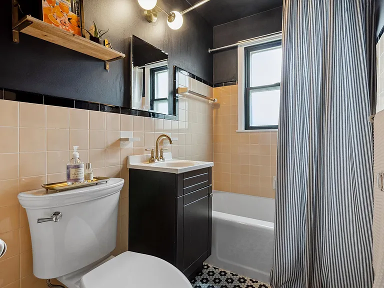 5517 Oliver Ave S — Photo 10
