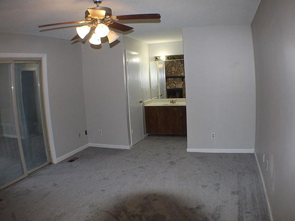 5th image of 3821 Forest Creek Way