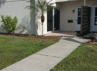 6873 Whitman Way, Sarasota, FL 34243