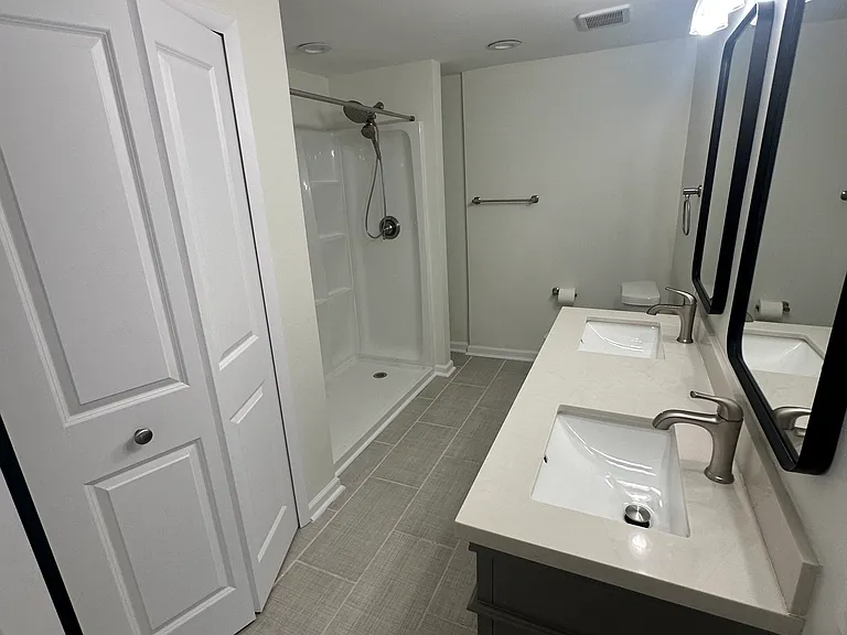 18092 Fox Hollow Dr — Photo 16
