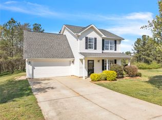 102 Lochenshire Pl, Belton, SC 29627