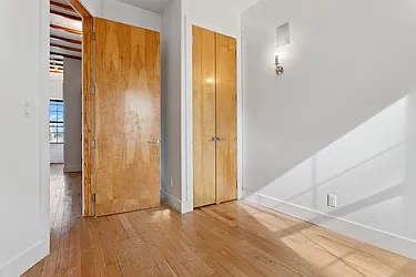 Rented by Safdie Realty Group