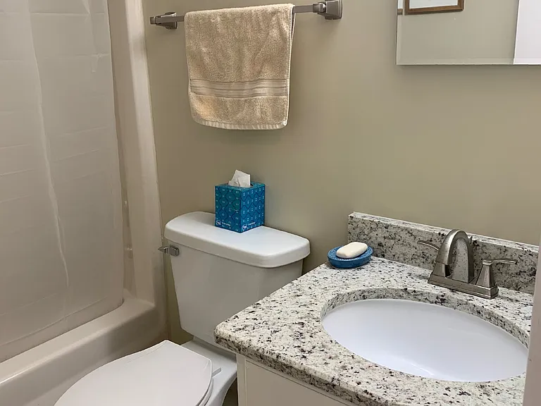 103 E Lockhaven Dr #G — Photo 15