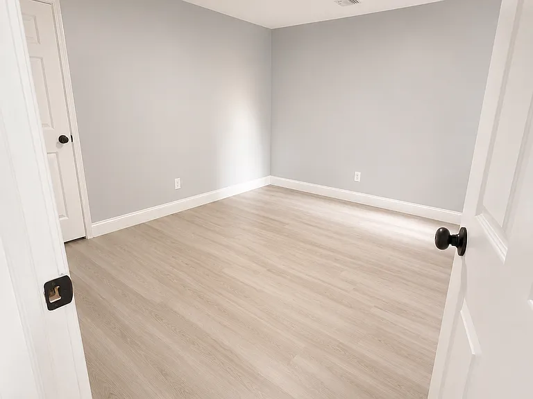 96 Eaton Pl #2L — Photo 9
