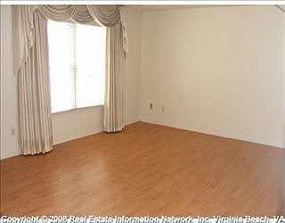 2nd image of 2009 Dolina Dr