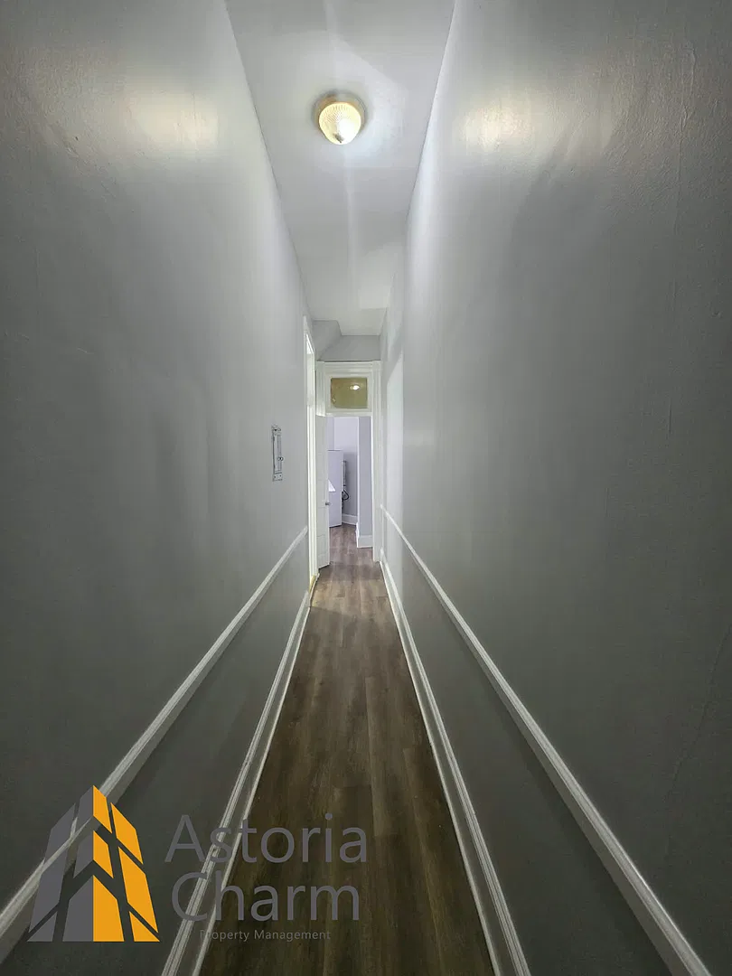 Auchentoroly Terrace - 3304 Auchentoroly Ter - 1B — Photo 4