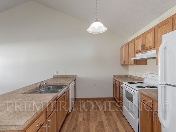 5th image of 865 Serenity Ln #865