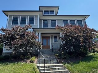 497 N Abingdon St, Arlington, VA 22203