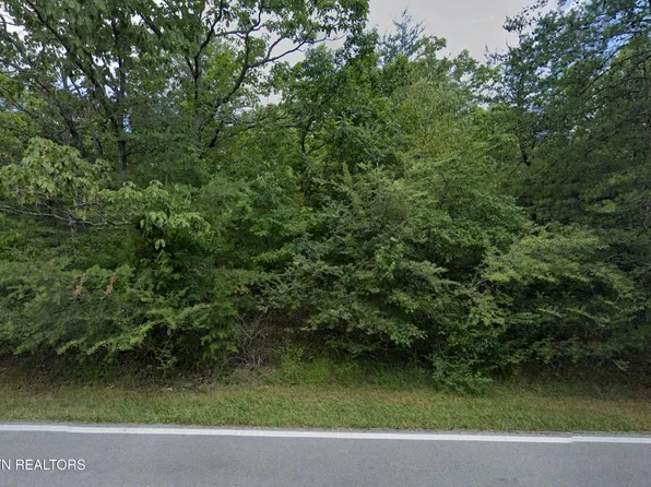 359 Saint George Dr, Crossville, TN 38558