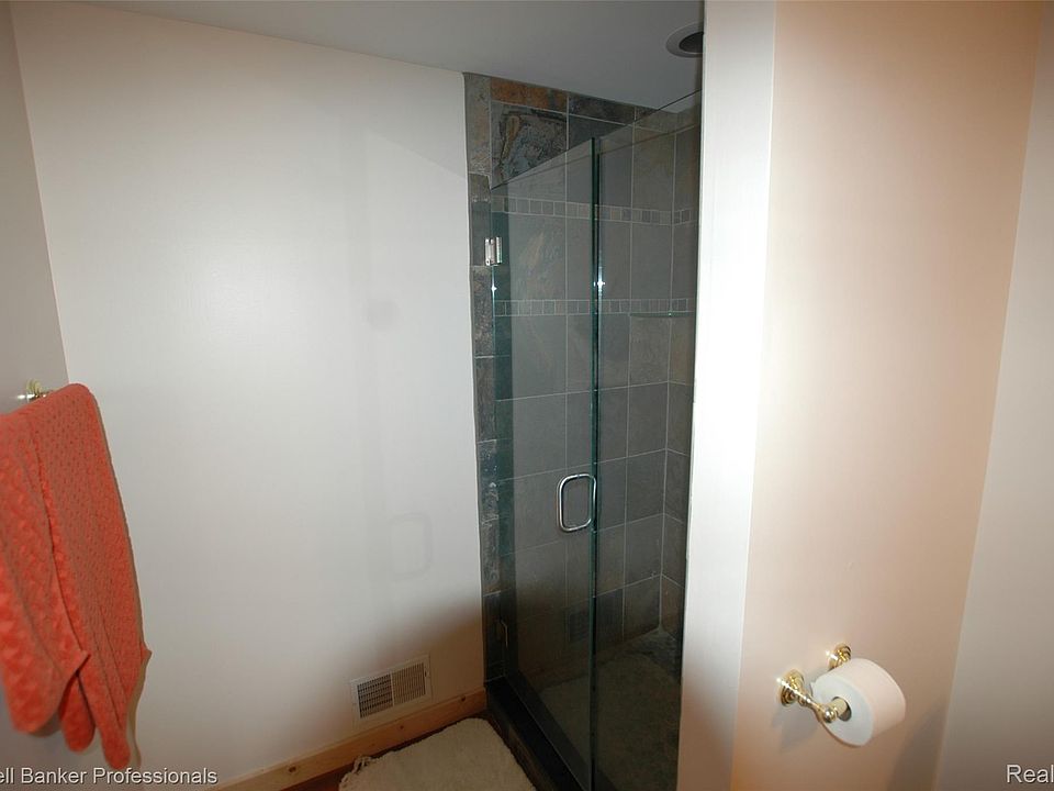 4633 Attica Rd, photo 27
