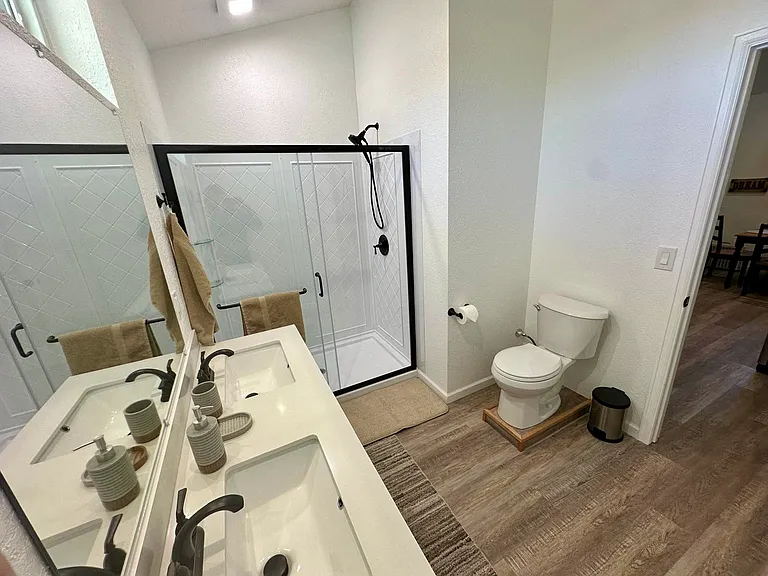 440 Hickok Trl — Photo 13