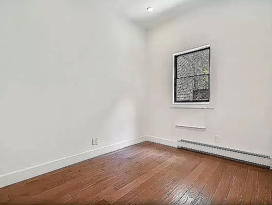 4th image of 341 Lexington Ave #3D