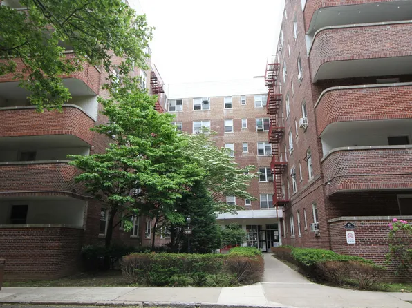 915 East 17th Street Apt 309 Brooklyn Ny image 1 of 12