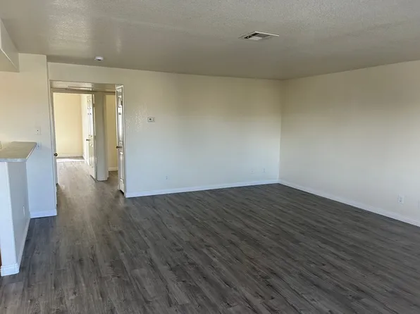 6553 McRae Ave APT 201, Las Vegas, NV 89108