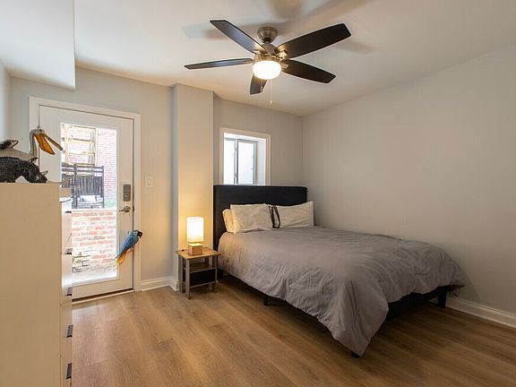 4th image of 2827 13th St NW #B