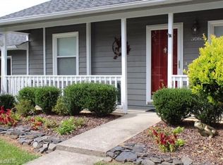 3060 Windchase Ct, High Point, NC 27265