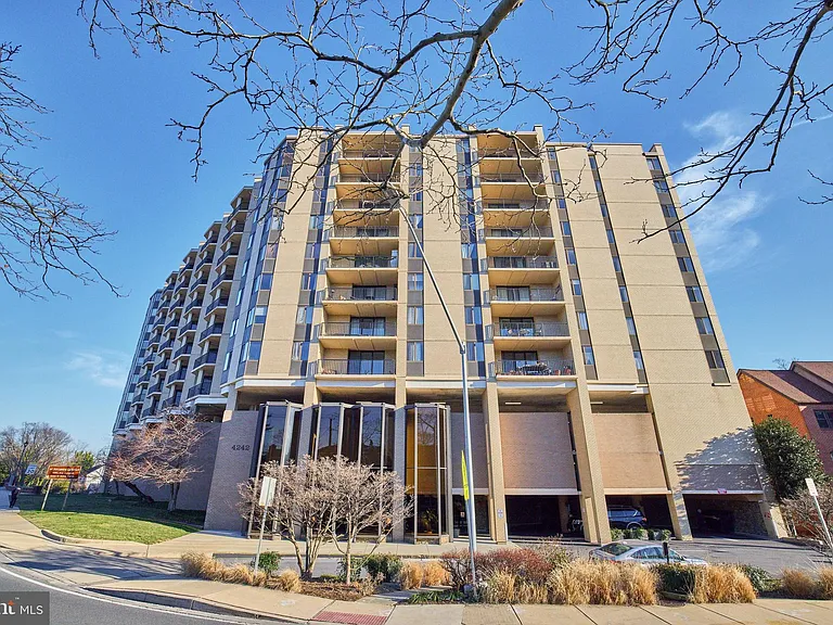 4242 E West Hwy #308 — Photo 2