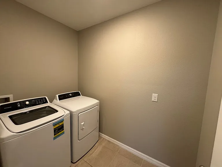 4117 Sophia Blvd — Photo 23