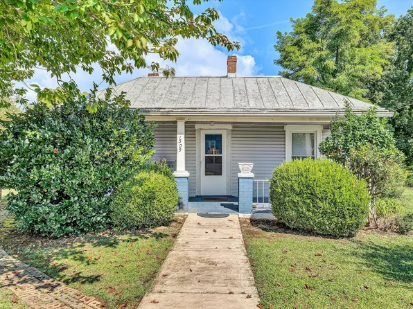 1305 Summit Ln NW, Roanoke, VA 24017