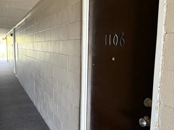 1687 Pensacola St APT 1106, Honolulu, HI 96822